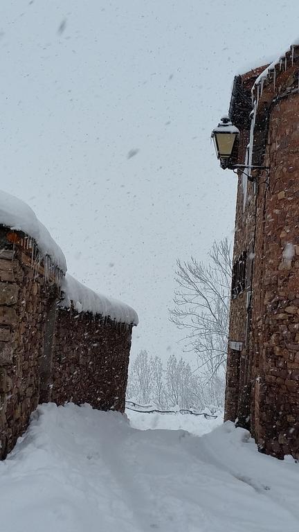 Turismo Rural Castell Нериль Экстерьер фото